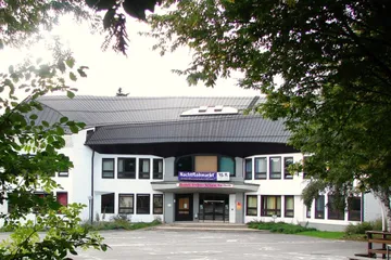 Das Hauptgebäude der Rudolf Steiner Schule